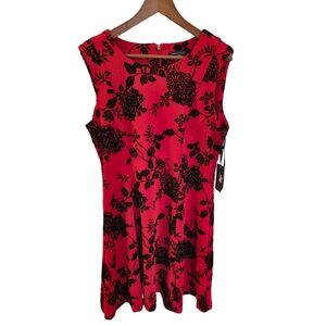 NWT Tommy Hilfiger Women's Sleeveless  Velvet Red Floral Flocking  Dress Size 16